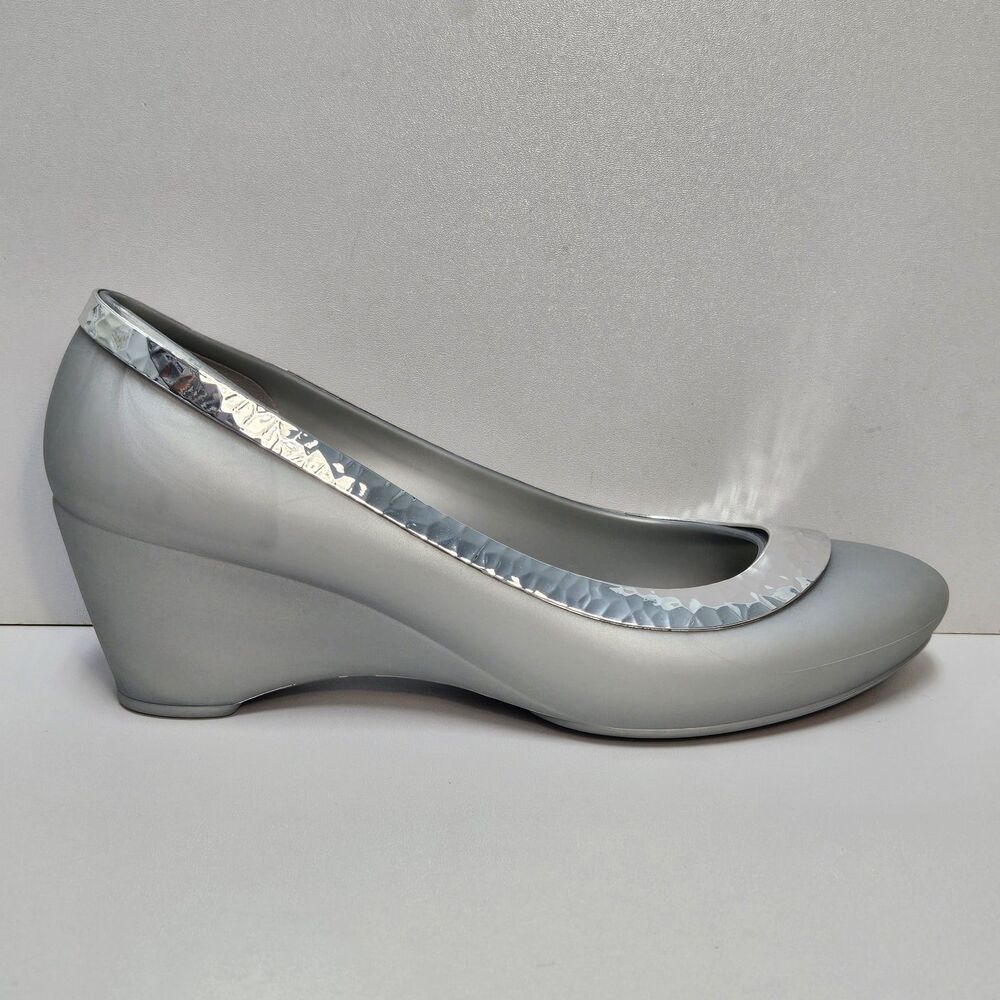 Crocs Lina Hammered Wedges Women 9 Gray Silver Comfort  Dress Shoes
